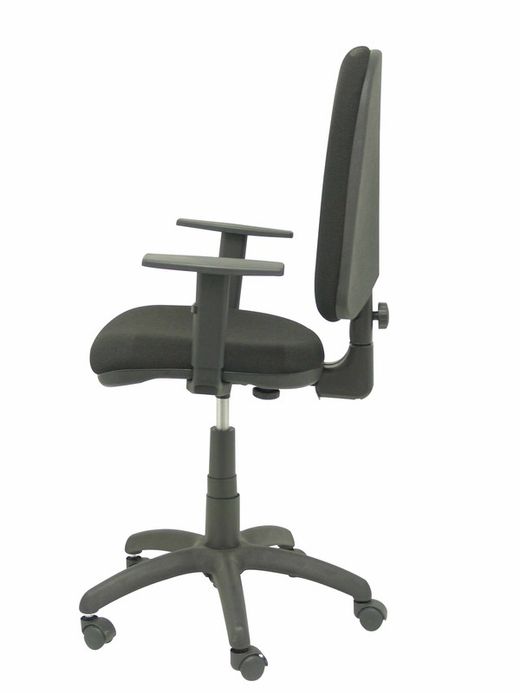 Modelo Ayna - Silla de oficina ergonómica con mecanismo de contacto permanente y regulable en altura - Asiento y respaldo tapizados en tejido BALI color negro (BRAZOS REGULABLES EN ALTURA)