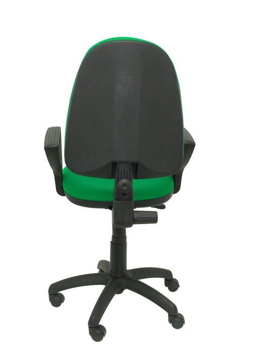 Modelo Ayna  Silla de oficina ergonómica con mecanismo de contacto permanente y regulable en altura  Asiento y respaldo tapizados en tejido BALI color verde