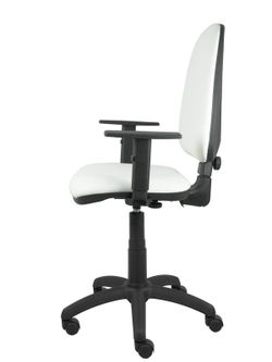 Modelo Ayna - Silla de oficina ergonómica con mecanismo de contacto permanente y regulable en altura - Asiento y respaldo tapizados en tejido SIMILPIEL color blanco (BRAZOS REGULABLES EN ALTURA)