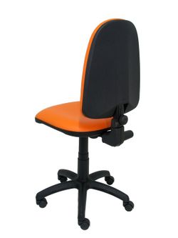 Modelo Ayna - Silla de oficina ergonómica con mecanismo de contacto permanente y regulable en altura - Asiento y respaldo tapizados en tejido similpiel color naranja