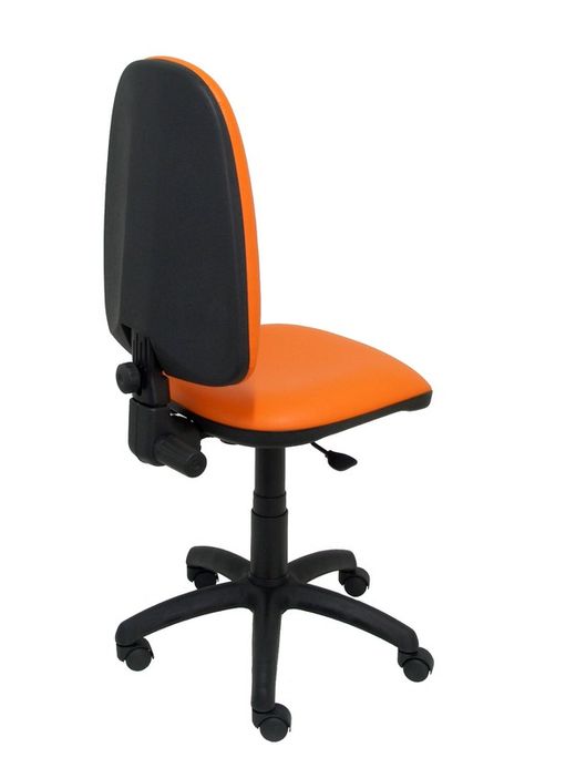 Modelo Ayna - Silla de oficina ergonómica con mecanismo de contacto permanente y regulable en altura - Asiento y respaldo tapizados en tejido similpiel color naranja