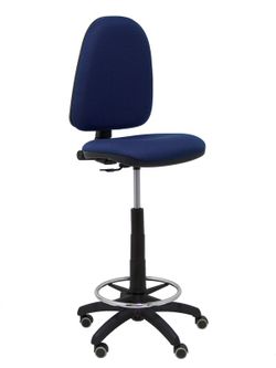 Modelo Ayna Taburete - Taburete ergonómico con mecanismo de contacto permanente, regulable en altura, aro reposapiés y ruedas de parqué - Asiento y respaldo tapizados en tejido BALI color azul marino