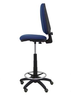 Modelo Ayna Taburete - Taburete ergonómico con mecanismo de contacto permanente, regulable en altura, aro reposapiés y ruedas de parqué - Asiento y respaldo tapizados en tejido BALI color azul marino