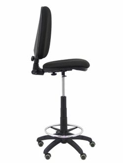 Modelo Ayna Taburete - Taburete ergonómico con mecanismo de contacto permanente, regulable en altura, aro reposapiés y ruedas de parqué - Asiento y respaldo tapizados en tejido BALI color negro