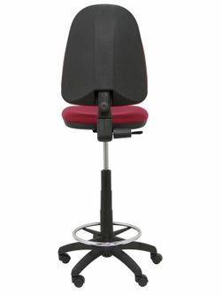 Modelo Ayna Taburete - Taburete ergonómico con mecanismo de contacto permanente, regulable en altura y aro reposapiés - Asiento y respaldo tapizados en tejido BALI color granate