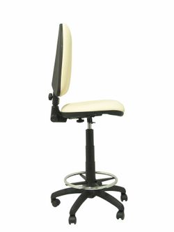 Modelo Ayna Taburete - Taburete ergonómico con mecanismo de contacto permanente, regulable en altura y aro reposapiés - Asiento y respaldo tapizados en tejido símilpiel color crema
