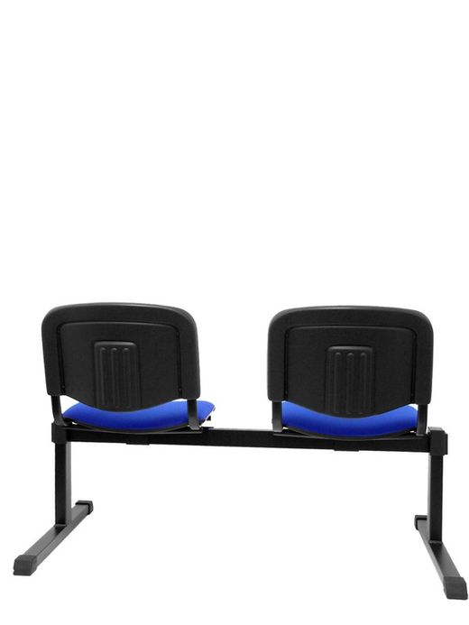 Modelo Bancada Iso - Bancada de espera de dos plazas y estructura de hierro en color negro - Asiento y respaldo tapizados en tejido ARAN color azul