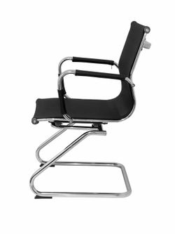 Modelo Barrax confidente patín - Silla de oficina confidente y ergonómica con patín cromado - Respaldo y asiento de malla color negro.