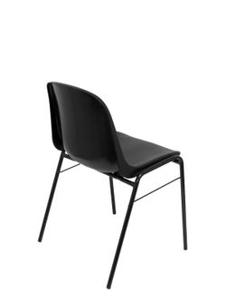 Modelo Beta  Pack 2 sillas confidente ergonómica, apilable y con estructura negra.  Asiento y respaldo de PVC de color negro.