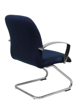 Modelo Caudete Confidente Patín  Sillón de recepción ergonómico con brazos fijos y patín cromados  Asiento y respaldo tapizados en tejido BALI color azul marino