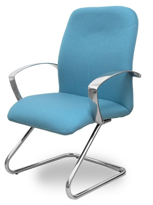 Modelo Caudete Confidente Patín.Sillón de recepción ergonómico con brazos fijos y patín cromado. Asiento y respaldo tapizados en tejido BALI color azul cielo