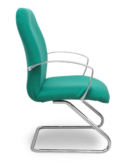 Modelo Caudete Confidente Patín.Sillón de recepción ergonómico con brazos fijos y patín cromado. Asiento y respaldo tapizados en tejido BALI color verde esmeralda.
