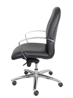 Modelo Caudete Confidente  Sillón de recepción ergonómico con mecanismo basculante y regulable en altura  Asiento y respaldo tapizados en similpiel color negro.
