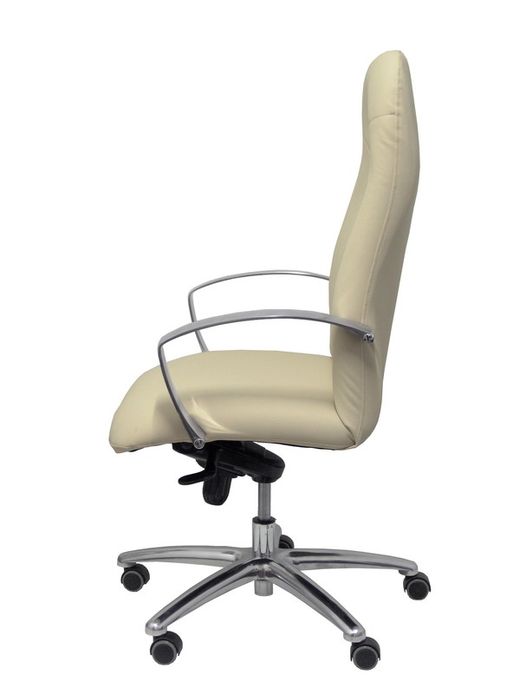 Modelo Caudete - Sillón de dirección ergonómico con mecanismo basculante y regulable en altura - Asiento y respaldo tapizados en similpiel color crema