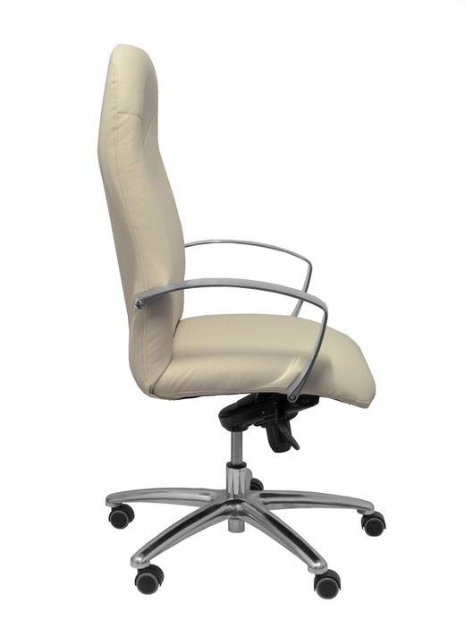 Modelo Caudete - Sillón de dirección ergonómico con mecanismo basculante y regulable en altura - Asiento y respaldo tapizados en similpiel color crema