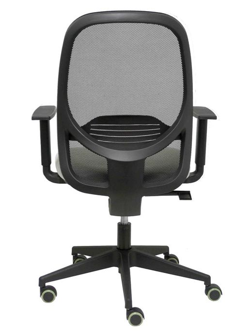 Modelo Cilanco negra - Silla de oficina ergonómica con mecanismo sincro, brazos regulables y ajustable en altura - Respaldo negro, tapizado en malla transpirable en color negro y asiento tapizado en tejido BALI color gris.