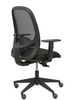 Modelo Cilanco negra - Silla de oficina ergonómica con mecanismo sincro, brazos regulables y ajustable en altura - Respaldo negro, tapizado en malla transpirable en color negro y asiento tapizado en tejido BALI color negro.