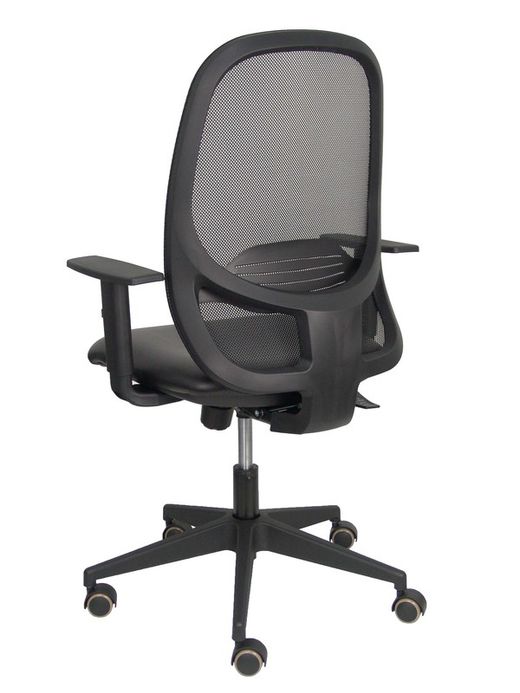 Modelo Cilanco negra - Silla de oficina ergonómica con mecanismo sincro, brazos regulables y ajustable en altura - Respaldo negro, tapizado en malla transpirable en color negro y asiento tapizado en tejido SIMILPIEL color negro.