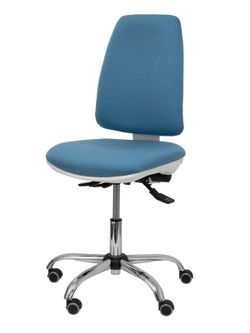 Modelo Elche blanca - Silla de oficina ergonómica con mecanismo asincro, regulable en altura y ruedas de parqué - Base cromada. Asiento y respaldo tapizados en tejido BALI color azul cielo.