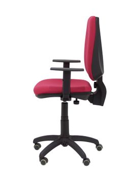 Modelo Elche CP - Silla de oficina ergonómica con mecanismo permanente, regulable en altura y ruedas de parqué - Asiento y respaldo tapizados en tejido BALI color granate (BRAZOS REGULABLES EN ALTURA)