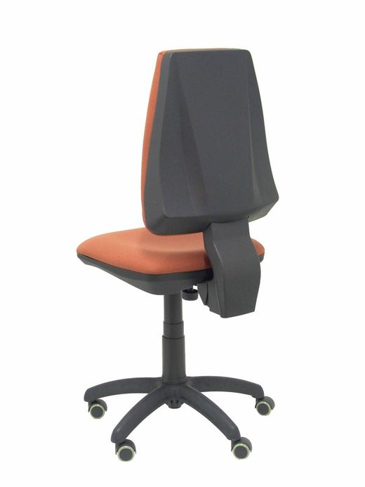 Modelo Elche CP - Silla de oficina ergonómica con mecanismo permanente, regulable en altura y ruedas de parqué - Asiento y respaldo tapizados en tejido BALI color marrón
