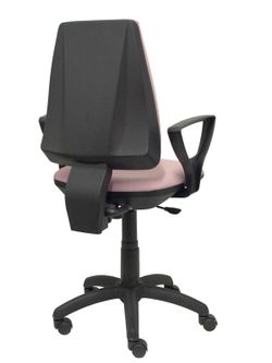Modelo Elche CP - Silla de oficina ergonómica con mecanismo permanente, regulable en altura y ruedas de parqué - Asiento y respaldo tapizados en tejido BALI color rosa pálido (BRAZOS FIJOS INCLUIDOS)
