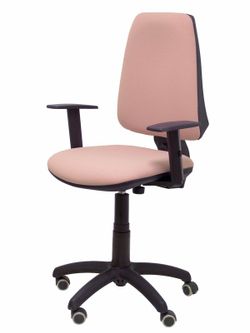Modelo Elche CP - Silla de oficina ergonómica con mecanismo permanente, regulable en altura y ruedas de parqué - Asiento y respaldo tapizados en tejido BALI color rosa pálido (BRAZOS REGULABLES EN ALTURA)