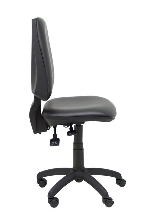 Modelo Elche S -  Silla de oficina ergonómica con mecanismo asincro, regulable en altura y ruedas de nailon. Asiento y respaldo tapizados en similpiel color negro.