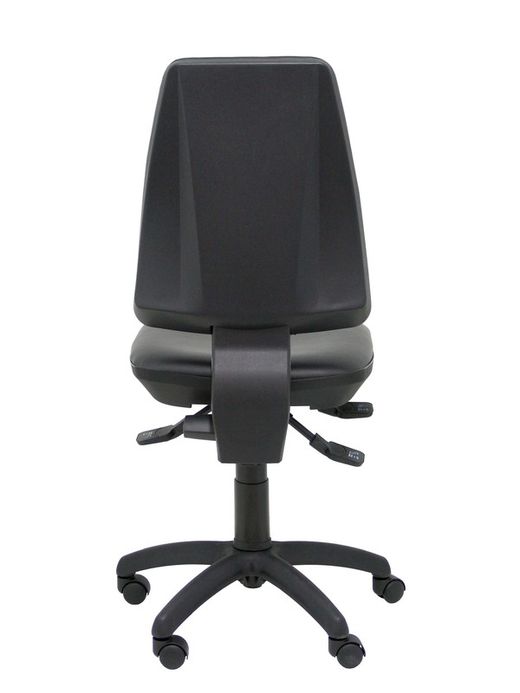 Modelo Elche S -  Silla de oficina ergonómica con mecanismo asincro, regulable en altura y ruedas de nailon. Asiento y respaldo tapizados en similpiel color negro.