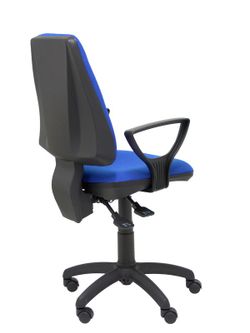 Modelo Elche S - Silla de oficina ergonómica con mecanismo asincro, regulable en altura y ruedas de nailon - Asiento y respaldo tapizados en tejido BALI color azul (BRAZOS FIJOS INCLUIDOS)