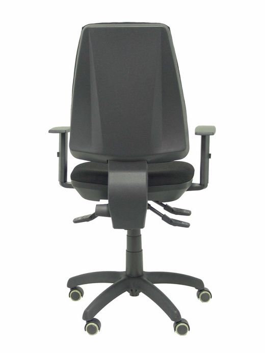 Modelo Elche S - Silla de oficina ergonómica con mecanismo asincro, regulable en altura y ruedas de parqué - Asiento y respaldo tapizados en tejido BALI color negro. (BRAZOS REGULABLES EN ALTURA)
