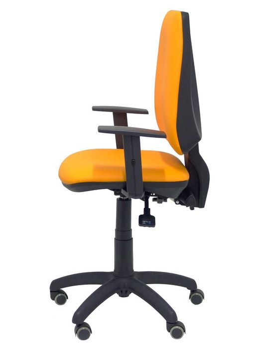Modelo Elche S - Silla de oficina ergonómica con mecanismo asincro y regulable en altura. Ruedas de goma especiales para suelos delicados - Asiento y respaldo tapizados en similpiel color naranja (BRAZOS REGULABLES INCLUIDOS)