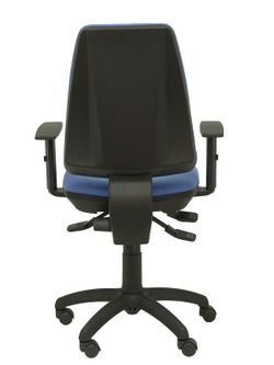 Modelo Elche S - Silla de oficina ergonómica con mecanismo sincro, regulable en altura y ruedas de nailon - Asiento y respaldo tapizados en tejido BALI color azul claro (BRAZOS REGULABLES EN ALTURA)
