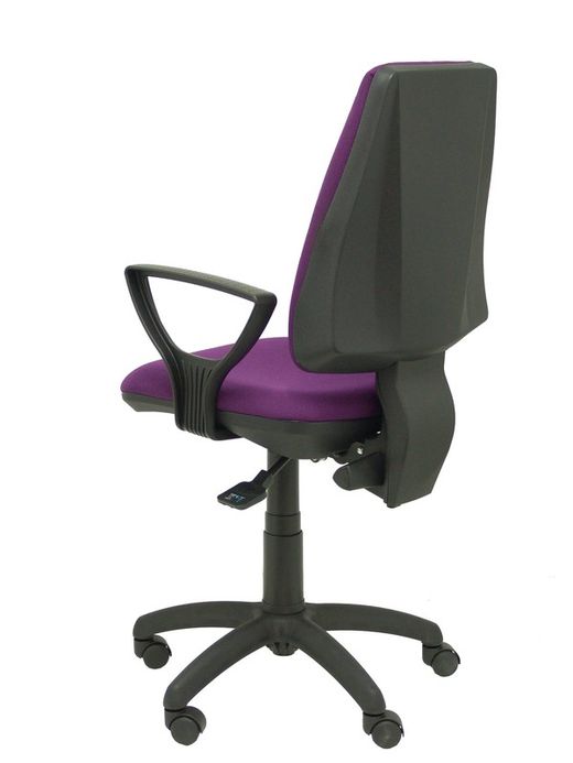 Modelo Elche S - Silla de oficina ergonómica con mecanismo sincro, regulable en altura y ruedas de nailon - Asiento y respaldo tapizados en tejido BALI color morado (BRAZOS FIJOS INCLUIDOS)