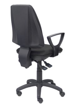Modelo Elche S - Silla de oficina ergonómica con mecanismo sincro, regulable en altura y ruedas de nailon - Asiento y respaldo tapizados en tejido BALI color negro (BRAZOS FIJOS INCLUIDOS)