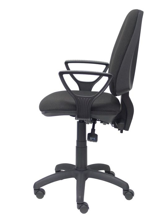Modelo Elche S - Silla de oficina ergonómica con mecanismo sincro, regulable en altura y ruedas de nailon - Asiento y respaldo tapizados en tejido BALI color negro (BRAZOS FIJOS INCLUIDOS)