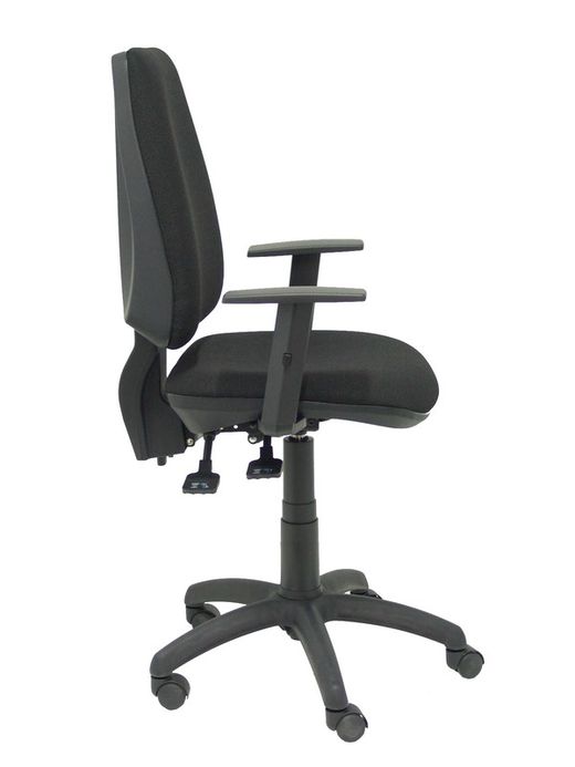 Modelo Elche S - Silla de oficina ergonómica con mecanismo sincro, regulable en altura y ruedas de nailon - Asiento y respaldo tapizados en tejido BALI color negro (BRAZOS REGULABLES EN ALTURA)