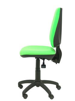 Modelo Elche S - Silla de oficina ergonómica con mecanismo sincro, regulable en altura y ruedas de nailon - Asiento y respaldo tapizados en tejido BALI color pistacho