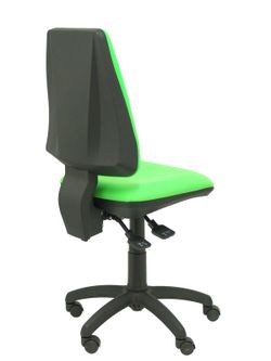 Modelo Elche S - Silla de oficina ergonómica con mecanismo sincro, regulable en altura y ruedas de nailon - Asiento y respaldo tapizados en tejido BALI color pistacho