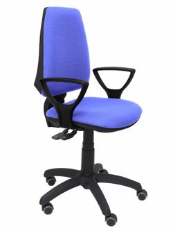 Modelo Elche S - Silla de oficina ergonómica con mecanismo sincro, regulable en altura y ruedas de parqué - Asiento y respaldo tapizados en tejido BALI color azul claro (BRAZOS FIJOS INCLUIDOS)