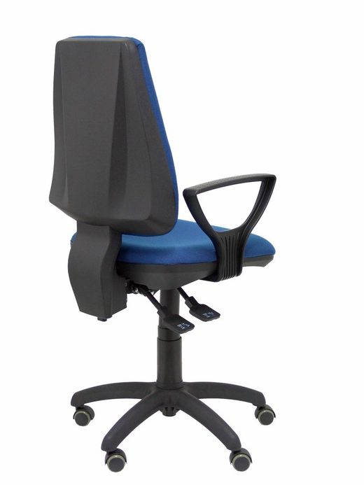 Modelo Elche S - Silla de oficina ergonómica con mecanismo sincro, regulable en altura y ruedas de parqué - Asiento y respaldo tapizados en tejido BALI color azul marino (BRAZOS FIJOS INCLUIDOS)