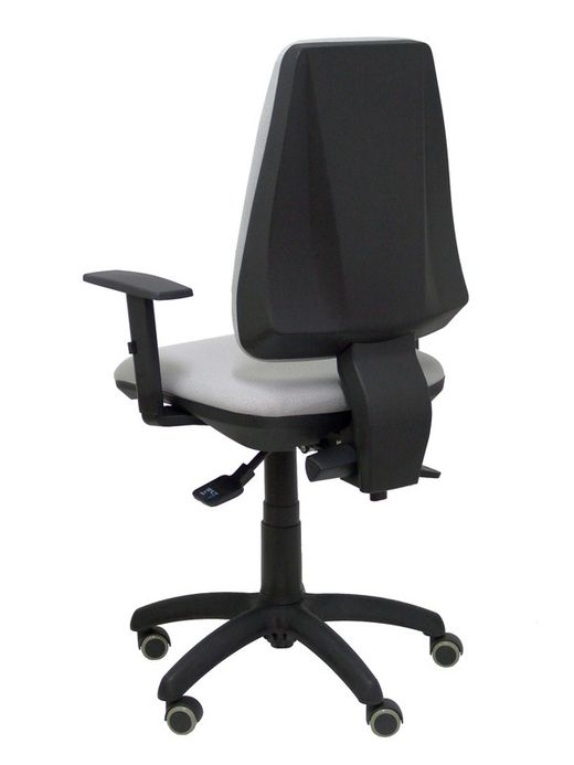 Modelo Elche S - Silla de oficina ergonómica con mecanismo sincro, regulable en altura y ruedas de parqué - Asiento y respaldo tapizados en tejido BALI color gris (BRAZOS REGULABLES EN ALTURA)