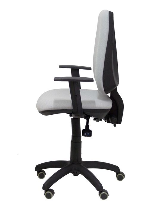 Modelo Elche S - Silla de oficina ergonómica con mecanismo sincro, regulable en altura y ruedas de parqué - Asiento y respaldo tapizados en tejido BALI color gris (BRAZOS REGULABLES EN ALTURA)