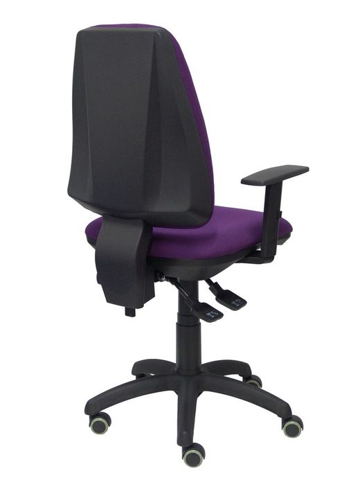 Modelo Elche S - Silla de oficina ergonómica con mecanismo sincro, regulable en altura y ruedas de parqué - Asiento y respaldo tapizados en tejido BALI color morado (BRAZOS REGULABLES EN ALTURA)