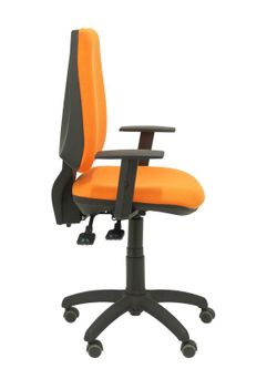 Modelo Elche S - Silla de oficina ergonómica con mecanismo sincro, regulable en altura y ruedas de parqué - Asiento y respaldo tapizados en tejido BALI color naranja (BRAZOS REGULABLES EN ALTURA)