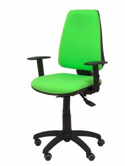 Modelo Elche S - Silla de oficina ergonómica con mecanismo sincro, regulable en altura y ruedas de parqué - Asiento y respaldo tapizados en tejido BALI color pistacho (BRAZOS REGULABLES EN ALTURA)