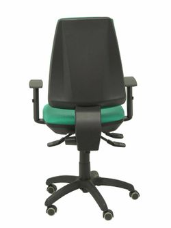 Modelo Elche S - Silla de oficina ergonómica con mecanismo sincro, regulable en altura y ruedas de parqué - Asiento y respaldo tapizados en tejido BALI color verde esmeralda (BRAZOS REGULABLES EN ALTURA)