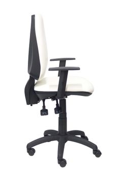 Modelo Elche S - Silla de oficina ergonómica con mecanismo sincro y regulable en altura - Asiento y respaldo tapizados en similpiel color blanco (BRAZOS REGULABLES INCLUIDOS)