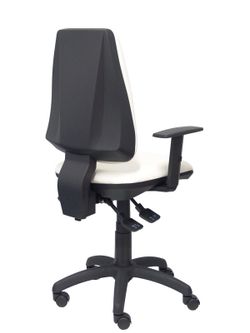 Modelo Elche S - Silla de oficina ergonómica con mecanismo sincro y regulable en altura - Asiento y respaldo tapizados en similpiel color blanco (BRAZOS REGULABLES INCLUIDOS)