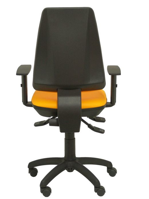 Modelo Elche S - Silla de oficina ergonómica con mecanismo sincro y regulable en altura - Asiento y respaldo tapizados en similpiel color naranja (BRAZOS REGULABLES INCLUIDOS)
